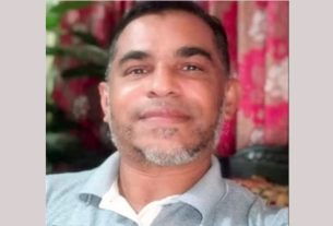 টাঙ্গাইলে ট্রাক-সিএনজির মুখোমুখি সংঘর্ষে শিক্ষক নিহত
