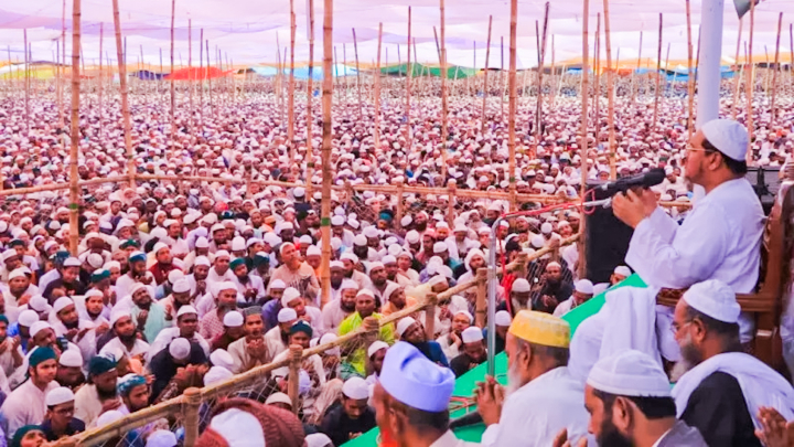 লাখো মুসল্লির আমিন ধ্বনিতে শেষ হলো চরমোনাইর মাহফিল